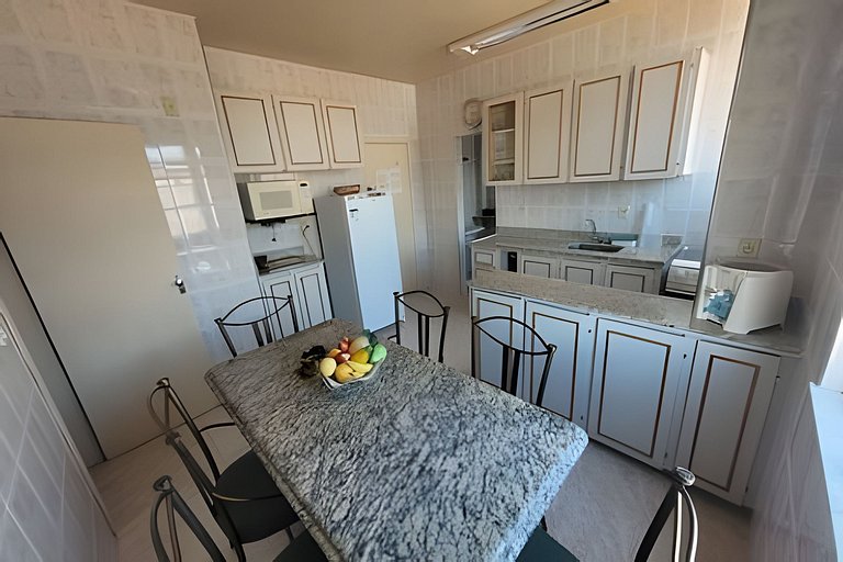 Apto Malu - a 100m da praia do Forte