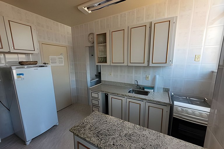 Apto Malu - a 100m da praia do Forte